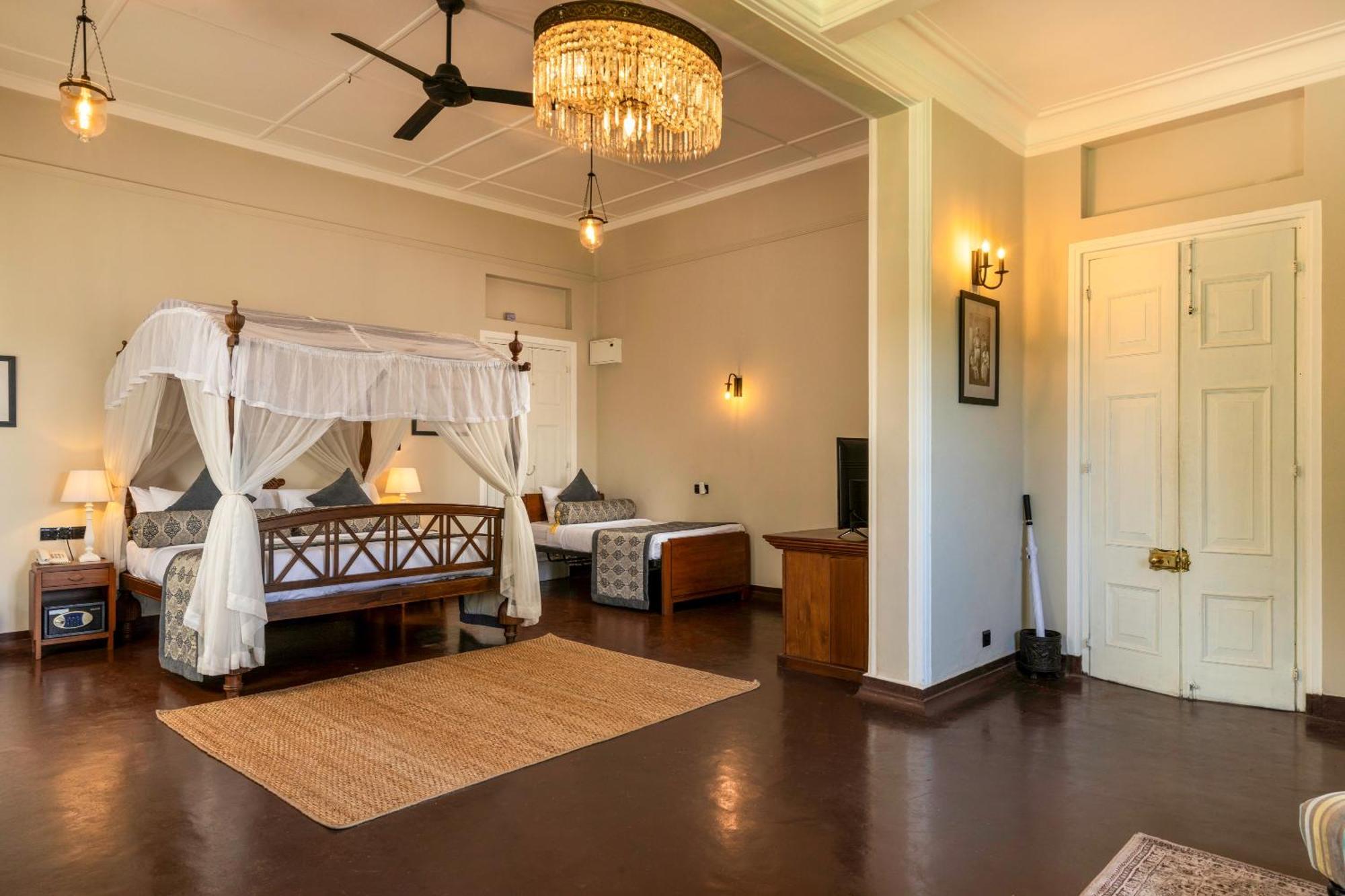 Castle Hill Bungalow Kandy Buitenkant foto